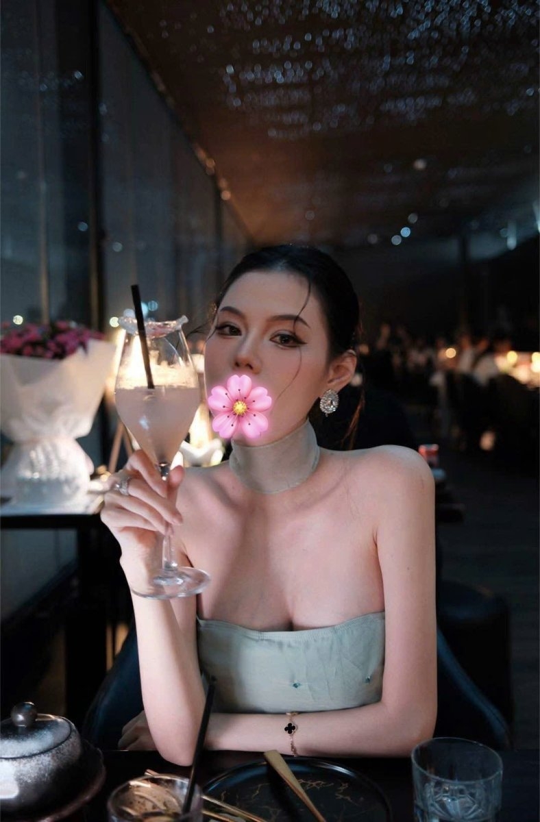 Suri 2k4 Hoa Khôi Xinh Duyên